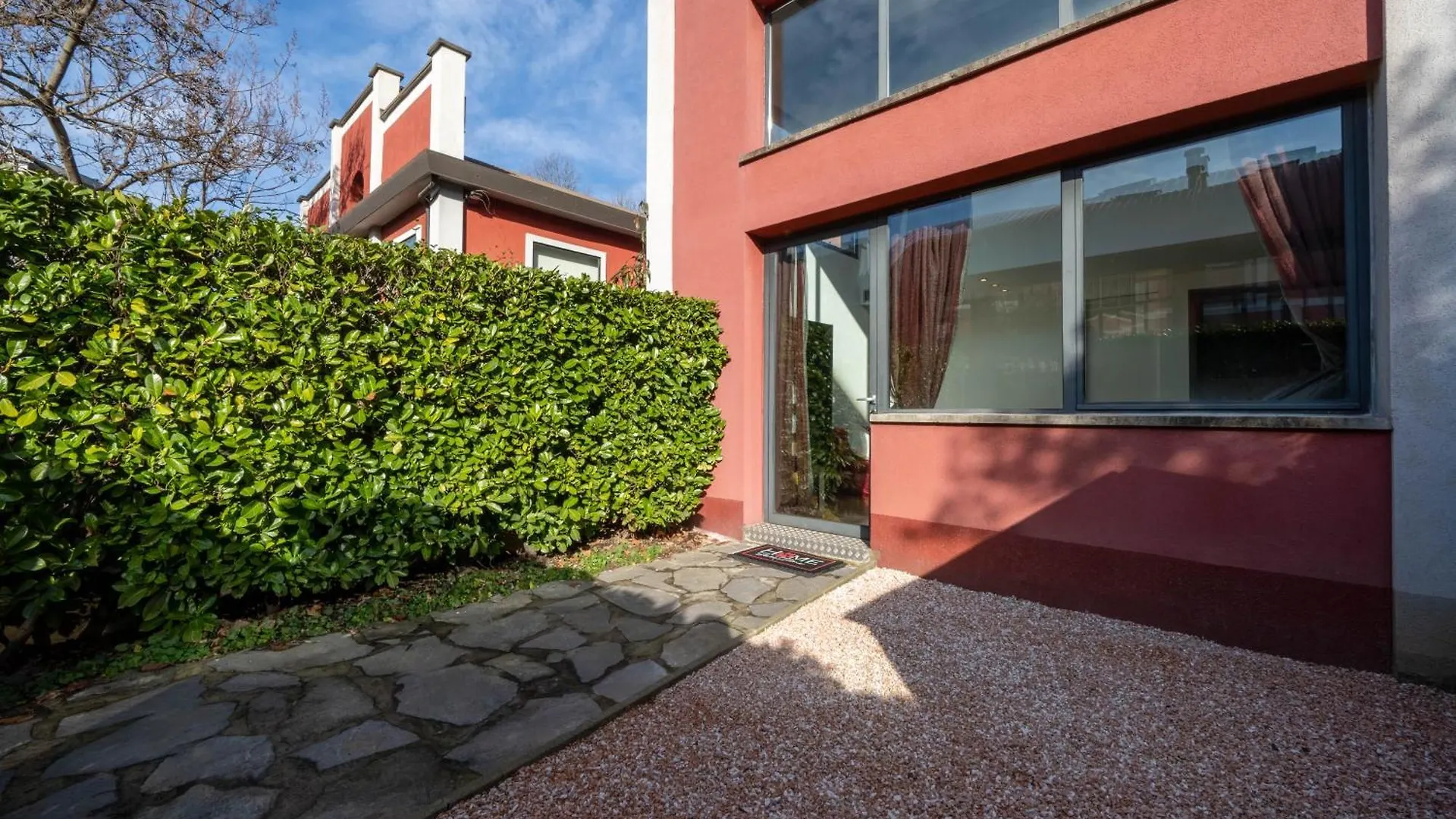 아파트 Red Lofty Milano- Loft Moderno Comodo Per Ippodromo, San Siro, Fiere E Politecnico, Parking